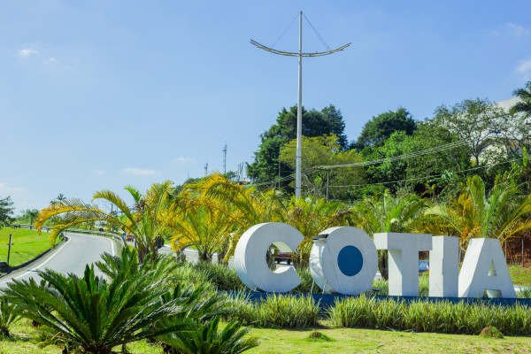 COTIA EM CRESCIMENTO